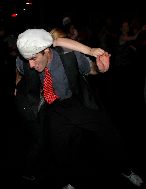 min 2007 11 10 fous swing 322